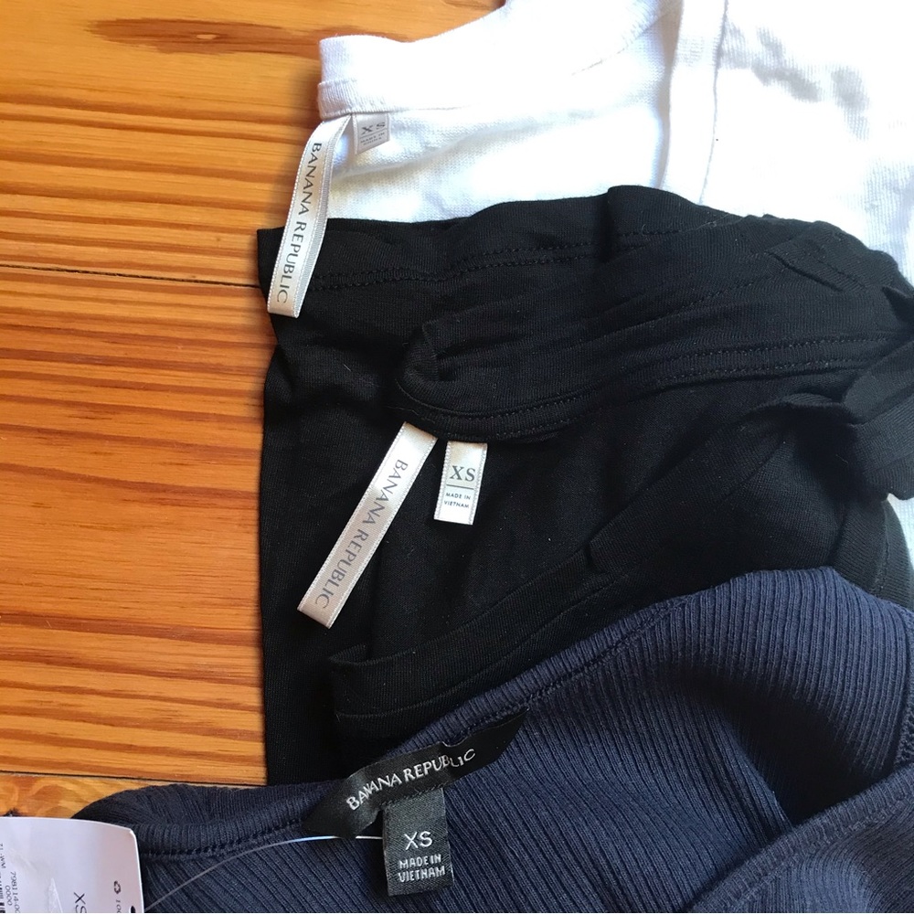 Banana Republic Navy White Black Tee Bundle, NWT, XS - Picture 2 of 13